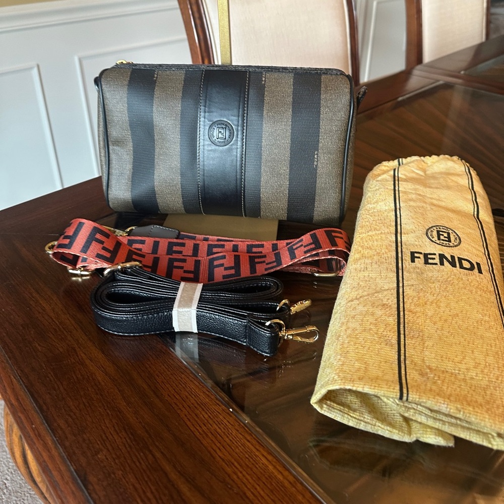 FENDI Leather crossbody bag 2 straps